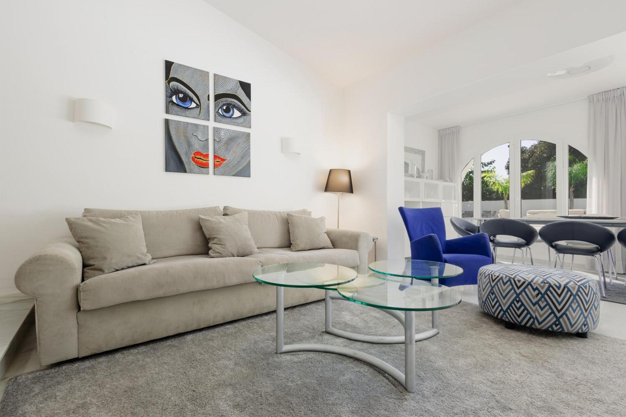 Vakantiehuis 6 Bedroom Villa, With Heated Pool And Sea Views, Next To The Of Costabella