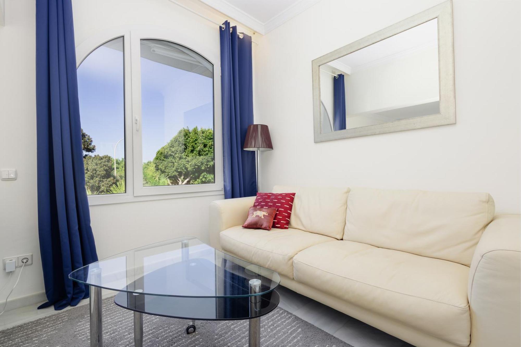 6 Bedroom Villa, With Heated Pool And Sea Views, Next To The Of Costabella Vakantiehuis *